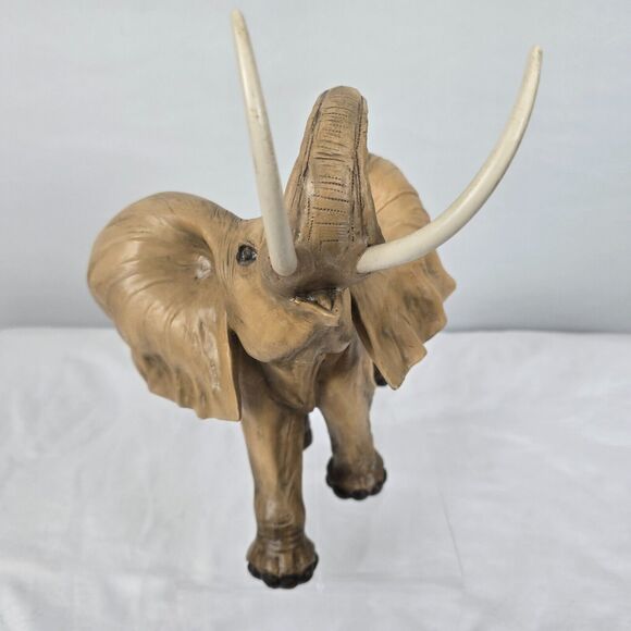Large Bull Elephant Figurine Signed by Guido Cacciapuoti 10" x 11" x 8" Italy - Picture 7 of 13